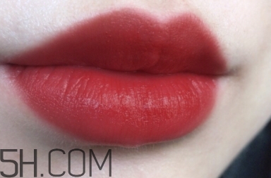 番茄色口紅是什么顏色？番茄色番茄紅口紅試色