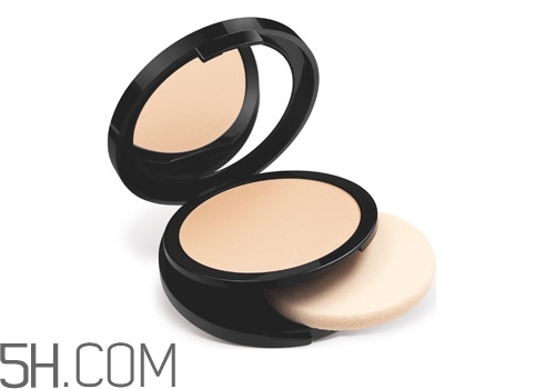 控油粉餅適合什么皮膚？eglips馬卡龍粉餅試色