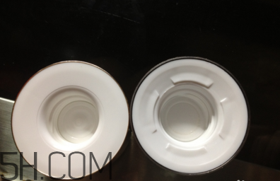 雅詩(shī)蘭黛紅石榴系列哪個(gè)好？雅詩(shī)蘭黛紅石榴水真假對(duì)比圖