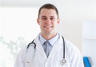 牙周炎跟腎虛有關(guān)系嗎？牙周炎跟上火有關(guān)系嗎？