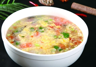 疙瘩湯是用什么面粉做的？疙瘩湯加入面粉的水是熱水還是冷水