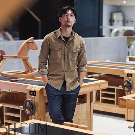 燈芯絨面料會(huì)掉色嗎？燈芯絨怎么洗不掉色？