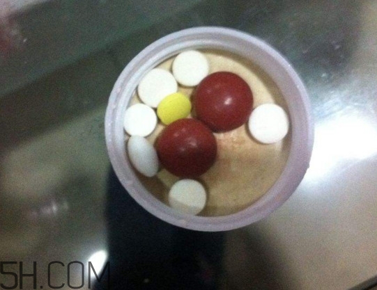 吃安定片可以喝酒嗎？安定片能和茶一起吃嗎？