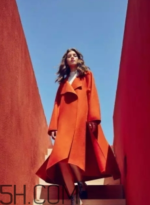 番茄色口紅顯白嗎？番茄色口紅好看嗎？