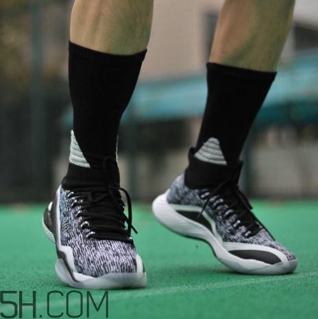 361度戟鋒籃球鞋多少錢？361度戟鋒籃球鞋實戰(zhàn)測評