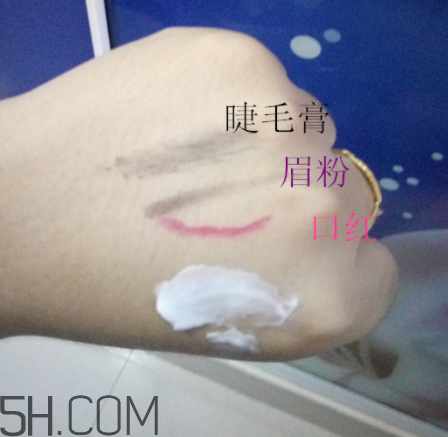 一葉子酪梨潔面乳怎么樣？一葉子酪梨潔面乳好用嗎？