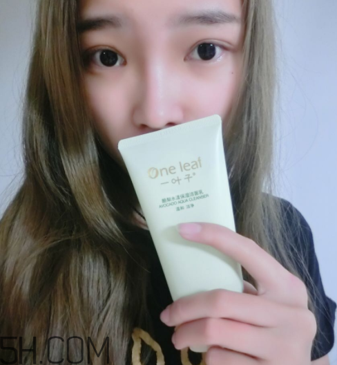 一葉子酪梨潔面乳怎么樣？一葉子酪梨潔面乳好用嗎？