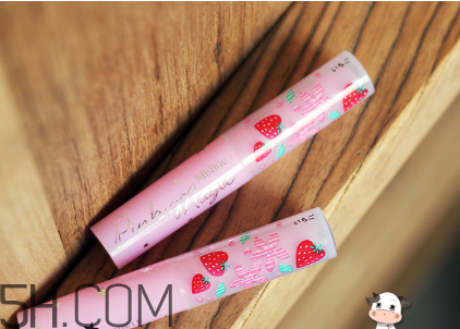 mistine草莓唇膏要不要卸妝？mistine草莓變色唇膏原理