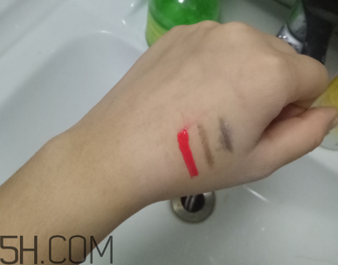 一葉子酪梨潔面乳怎么樣？一葉子酪梨潔面乳好用嗎？