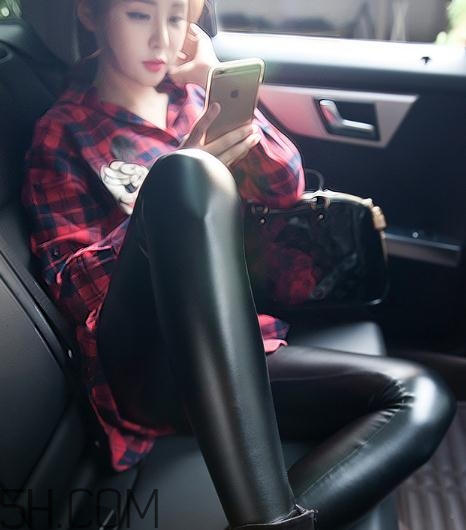 皮褲為什么會掉皮？皮褲掉皮怎么辦？