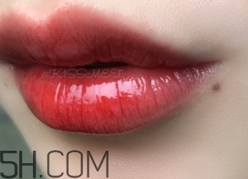 ysl唇釉28試色 ysl鏡光唇釉28試色圖 ysl唇釉28試色 ysl鏡光唇釉28試色圖