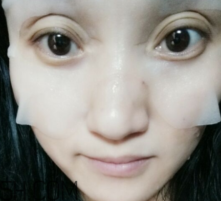 一葉子白茶眼膜怎么樣？一葉子白茶眼膜怎么用？