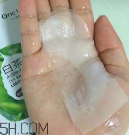 一葉子白茶眼膜怎么樣？一葉子白茶眼膜怎么用？