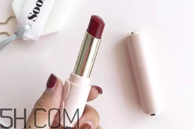 伊蒂之屋瓷光金管口紅怎么樣？愛麗小屋金管口紅好看嗎