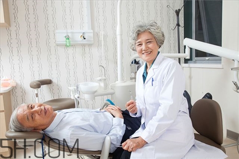 骨折能喝酒嗎？骨折能抽煙嗎？