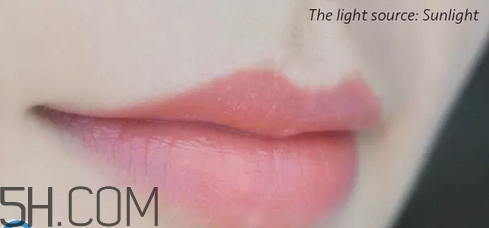 mistine羽翼口紅哪個(gè)色最火？mistine口紅在泰國賣多少錢？