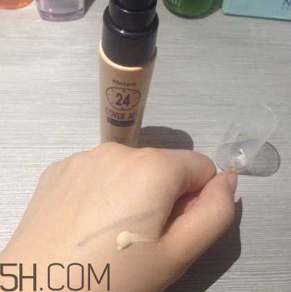 mistine24小時(shí)粉底液色號(hào) mistine24小時(shí)粉底液價(jià)格