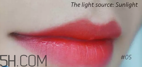 mistine羽翼口紅哪個(gè)色最火？mistine口紅在泰國賣多少錢？