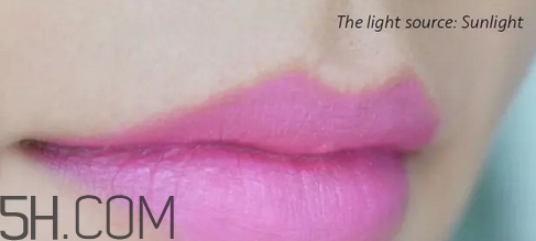 mistine羽翼口紅哪個(gè)色最火？mistine口紅在泰國賣多少錢？