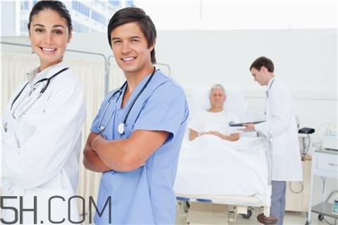 骨折要住院嗎？骨折要住院多久？