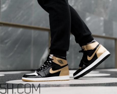 air jordan 1 top3黑金鴛鴦配色上腳效果好看嗎？