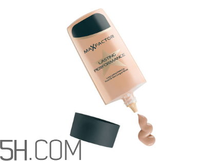 用完氣墊bb霜再用粉底液會(huì)怎樣？粉底液能遮瑕嗎？