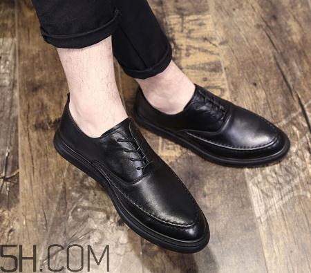 牛皮鞋子臟了怎么清洗？牛皮鞋子怎么清洗表面？