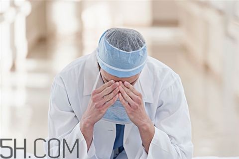 骨折吃魷魚好嗎？骨折能吃鴨子嗎？