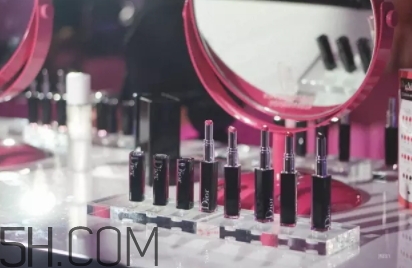 迪奧857什么色？迪奧857口紅試色