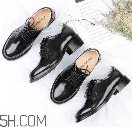 牛皮鞋沾上油怎么辦？牛皮鞋上的油漬怎么去除？