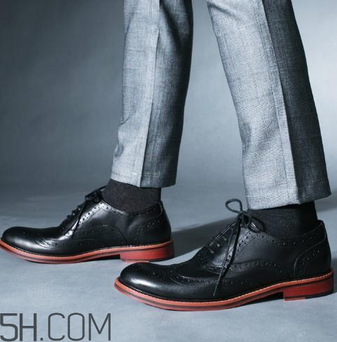 牛皮鞋會有褶皺印嗎？牛皮鞋子有刮痕怎么辦？