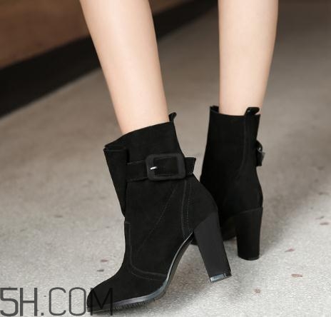 磨砂皮鞋可以打鞋油嗎？磨砂皮鞋用什么鞋油？