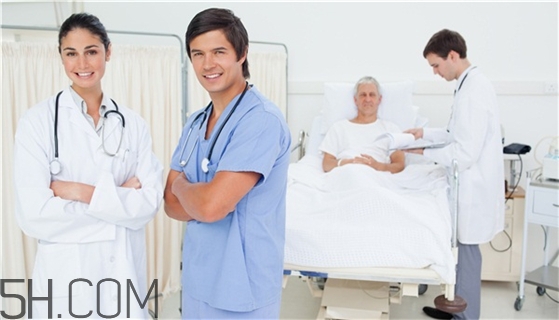 骨折用的鋼板多少錢？骨折用鋼板好還是鋼釘好？