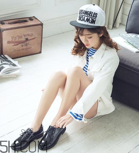 漆皮鞋子容易皺嗎？漆皮鞋子磨腳怎么辦？