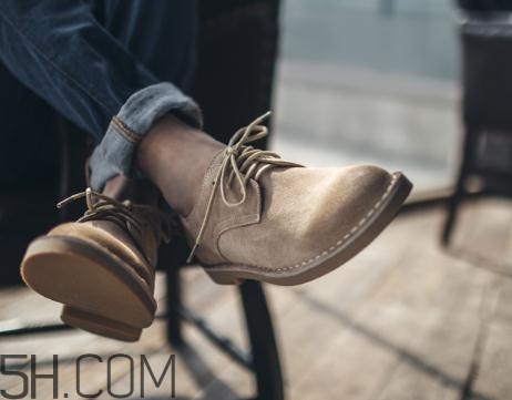 反絨皮鞋怎么清洗？反絨皮鞋可以用水洗嗎？