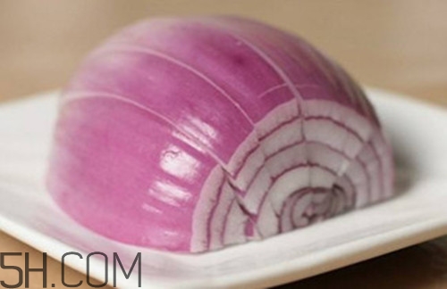 頭發(fā)油怎么辦？頭皮屑很多怎么去除？