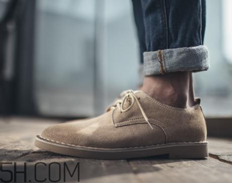 反絨皮鞋怎么清洗？反絨皮鞋可以用水洗嗎？