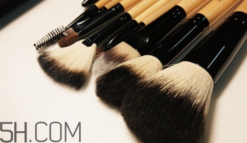 美麗工匠化妝刷好用嗎？美麗工匠化妝刷多少錢？