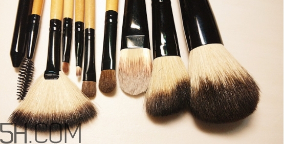 美麗工匠化妝刷好用嗎？美麗工匠化妝刷多少錢？