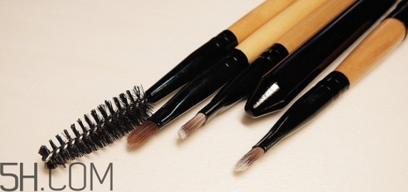 美麗工匠化妝刷好用嗎？美麗工匠化妝刷多少錢？