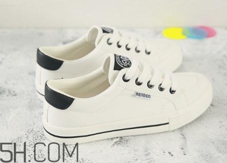 板鞋要買大一碼嗎？板鞋會(huì)越穿越大嗎？