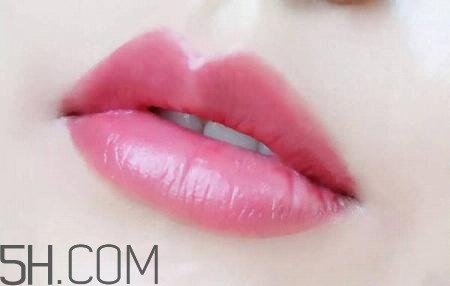 ysl方管啞光口紅試色 ysl圣羅蘭方管13和17哪個好看 ysl方管啞光口紅試色 ysl圣羅蘭方管13和17哪個好看