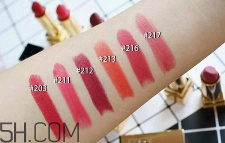 ysl方管啞光口紅試色 ysl圣羅蘭方管13和17哪個好看 ysl方管啞光口紅試色 ysl圣羅蘭方管13和17哪個好看