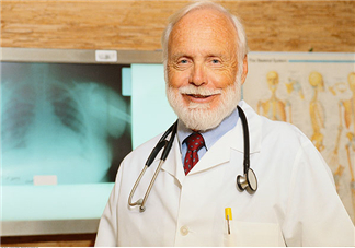 骨折可以喝可樂嗎？骨折可以喝老酒嗎？