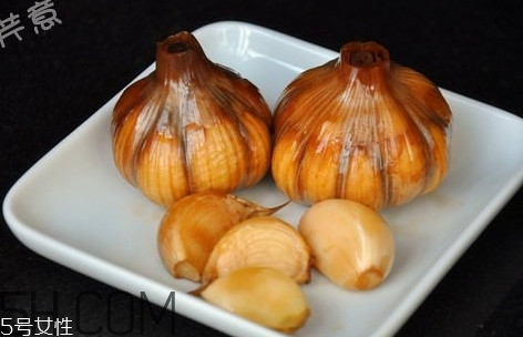 腌糖蒜發(fā)綠是怎么回事？老蒜能腌糖蒜嗎