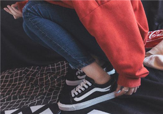 板鞋可以用來跑步嗎？板鞋可以打籃球嗎？