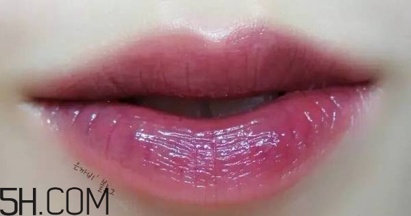 圣羅蘭唇釉試色大全 ysl口紅哪個(gè)顏色自然 圣羅蘭唇釉試色大全 ysl口紅哪個(gè)顏色自然