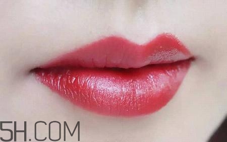 ysl方管啞光口紅試色 ysl圣羅蘭方管13和17哪個好看 ysl方管啞光口紅試色 ysl圣羅蘭方管13和17哪個好看