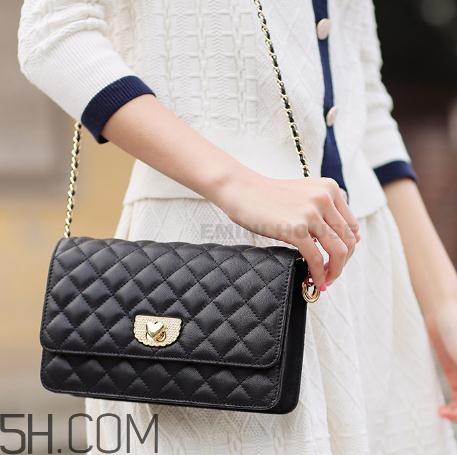 羊皮包包磨損怎么辦？羊皮包包染色了怎么辦？