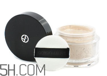 怎么判斷是否要定妝？散粉的正確使用方法